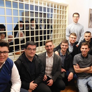 Bogoslovi pohodili sestre karmelićanke u Brezovici 